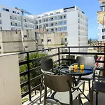 Velvet Sea Retreat D29 Apartmán Golem (Tirana)
