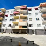 Velvet Sea Retreat D29 Apartmán Golem (Tirana)
