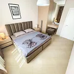 Velvet Sea Retreat D29 Golem (Tirana)