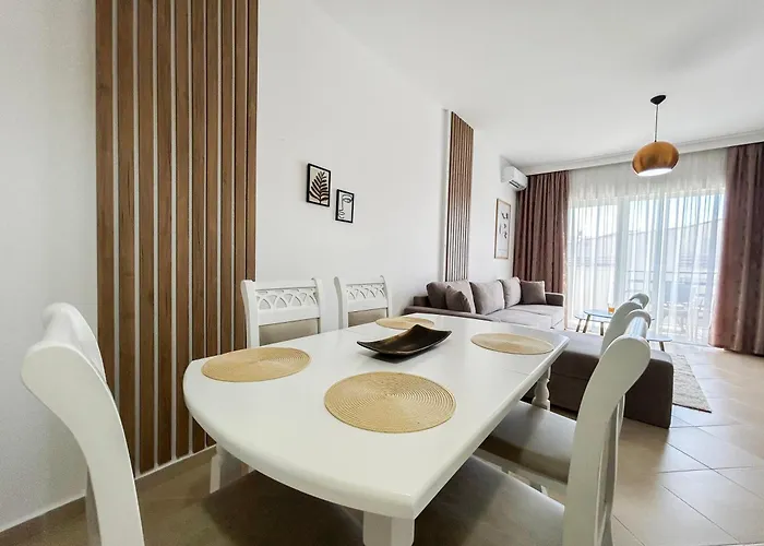 Velvet Sea Retreat D29 Golem (Tirana)